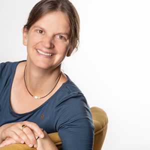 Anna Möller Wolf Ansprechpartnerin für Schulen, Jugendhilfe, Sozialarbeit.